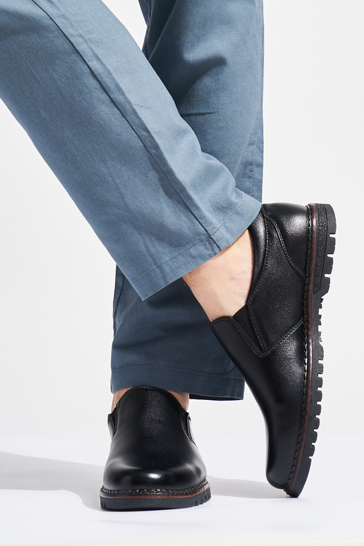 sapatos pretos com fivela para homens