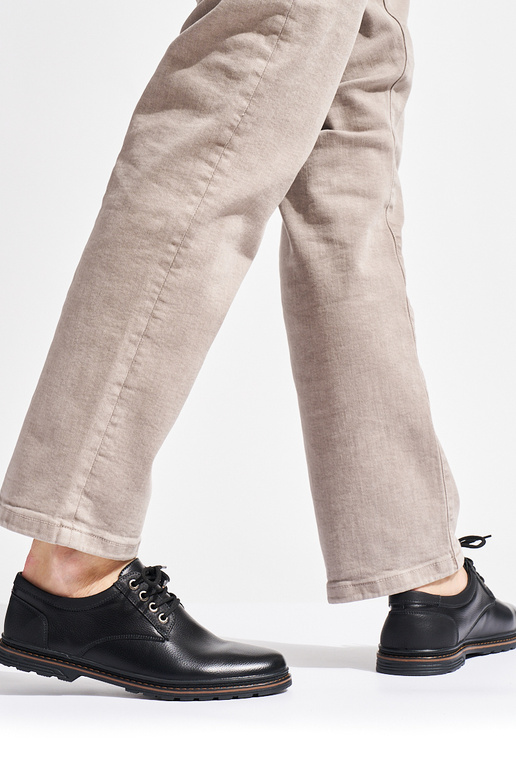 botins pretos masculinos amarrados