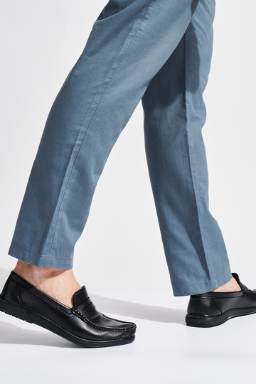 cor preta fecho meio sapato... 2