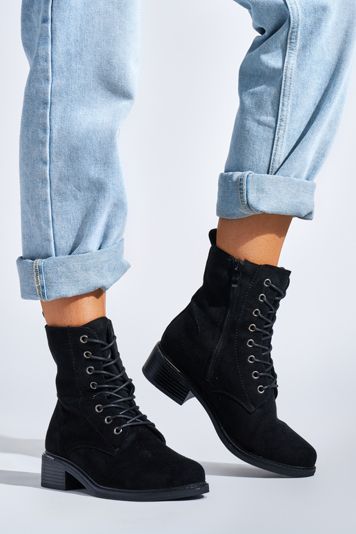 sapatos femininos pretos com salto baixo