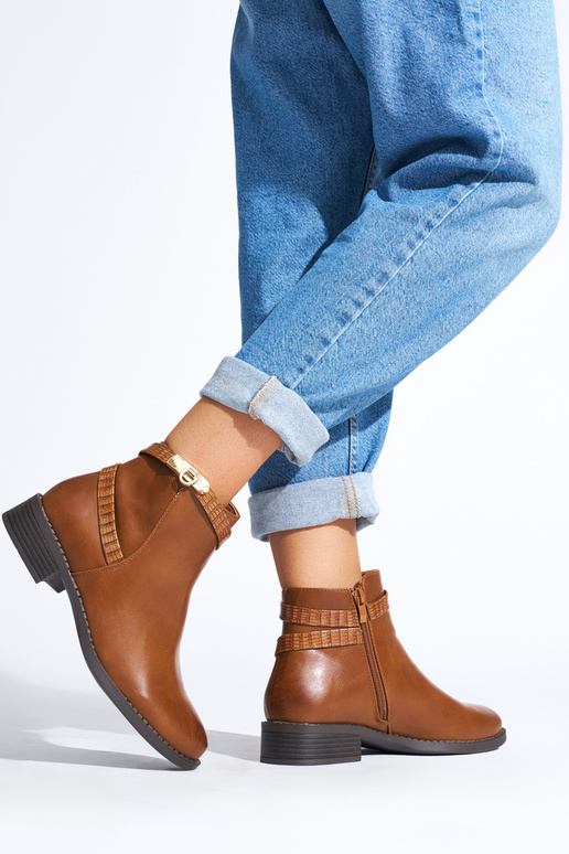 sapatos femininos marrons com salto... sapatos femininos marrons com salto...