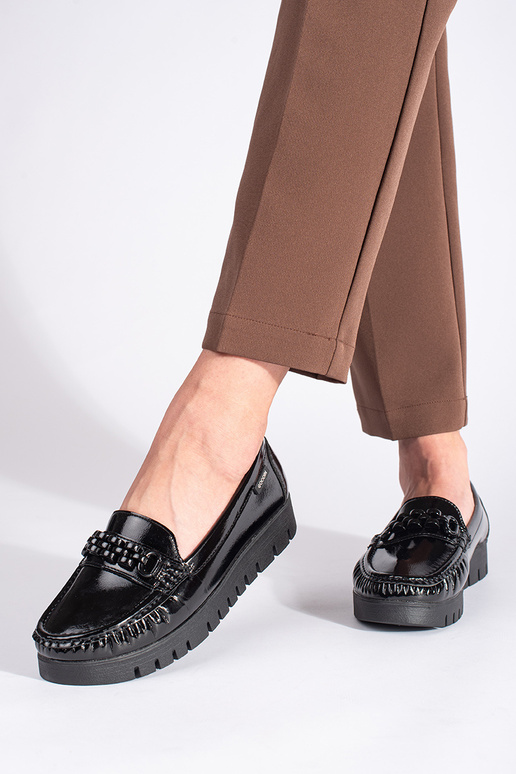 botins femininos com efeito lacado e...