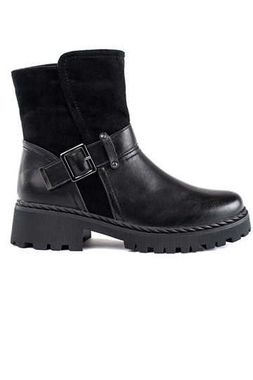 sapatos femininos pretos...