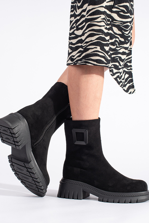 sapatos femininos pretos com sola grossa