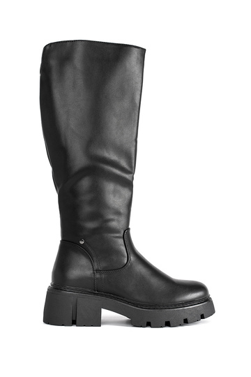 sapatos femininos pretos...