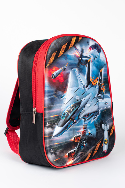 Mochila preta e vermelha para menino...