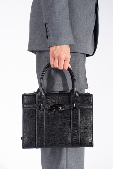 preto um clássico bolsa... 2