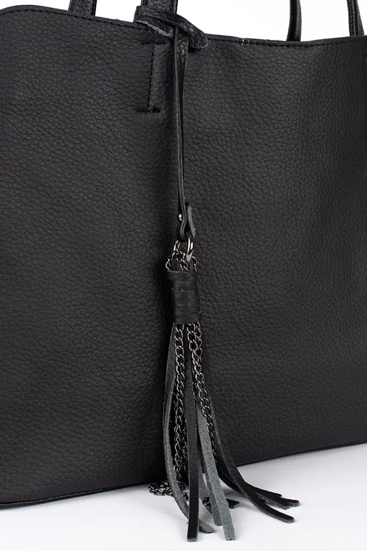 bolsa grande preta com franjas