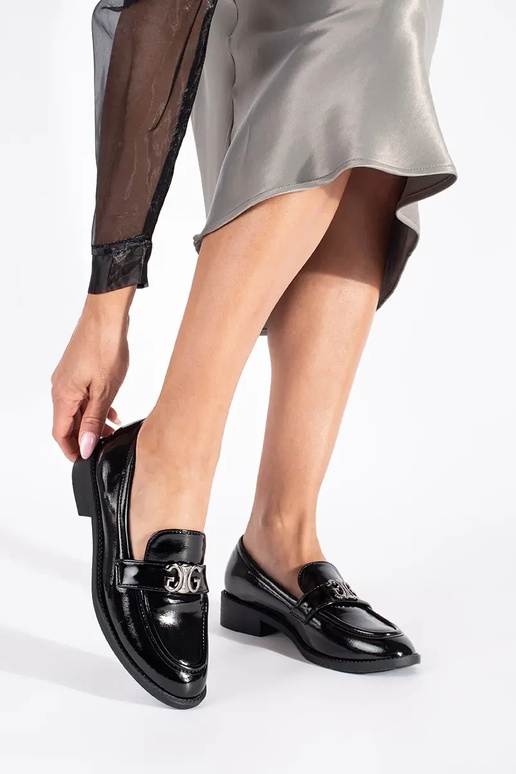 À modalo clássico cor preta lacado... À modalo clássico cor preta lacado...