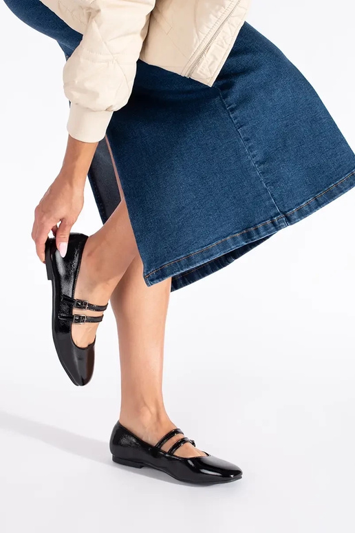 cor preta lacado bailarinas com fecho