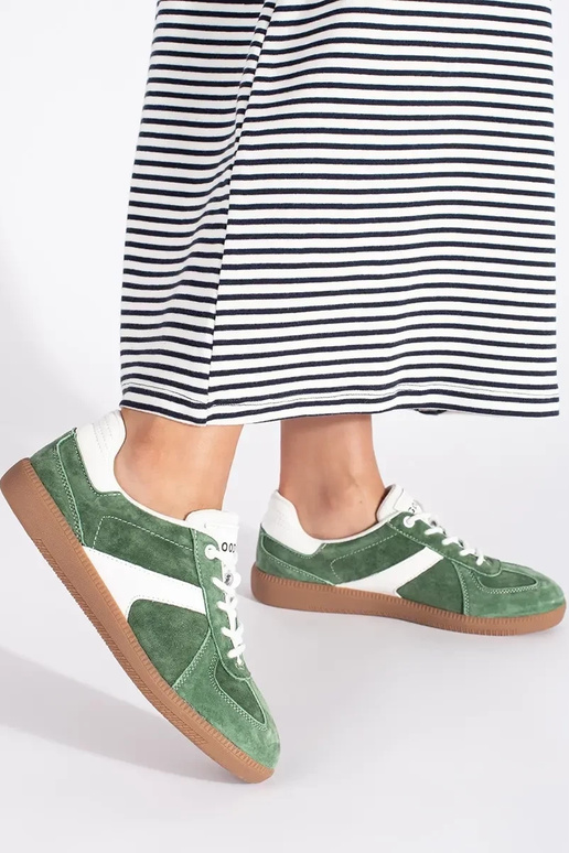 Pele zielono cor branca À modalo de...