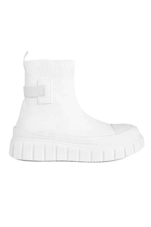 cor branca alto sapato com uma...