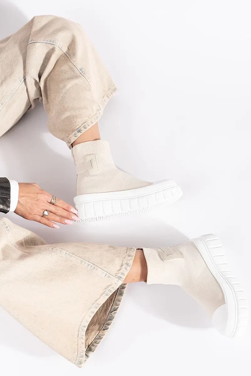 botas de plataforma alta marfim