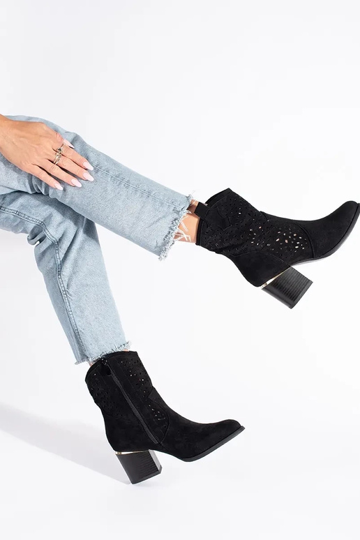 com elementos abertos sapato botas de...