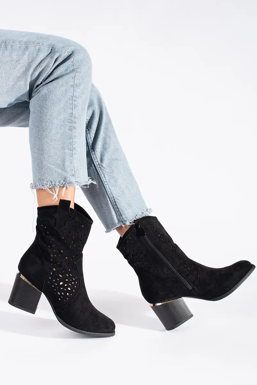 com elementos abertos sapato botas de...