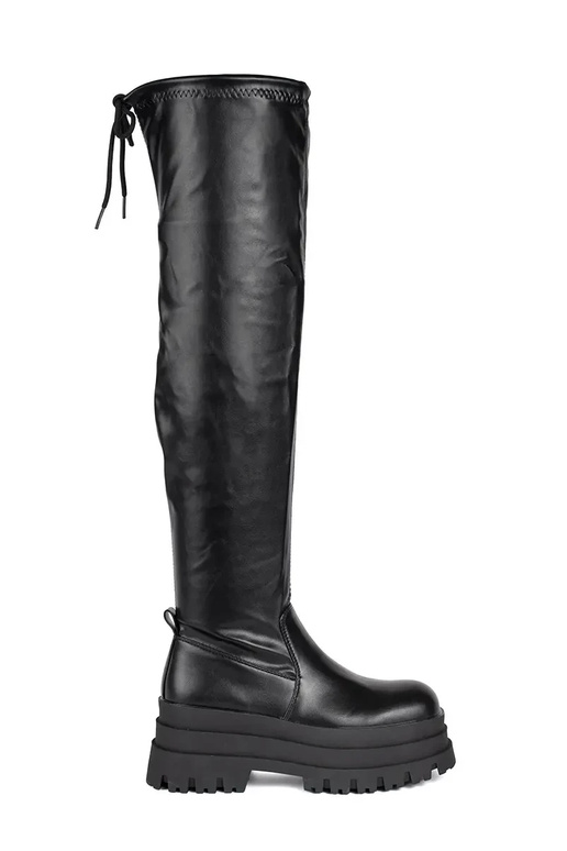 cor preta mosqueteiros com uma... cor preta mosqueteiros com uma...