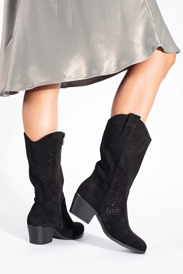 cor preta a céu aberto... 2