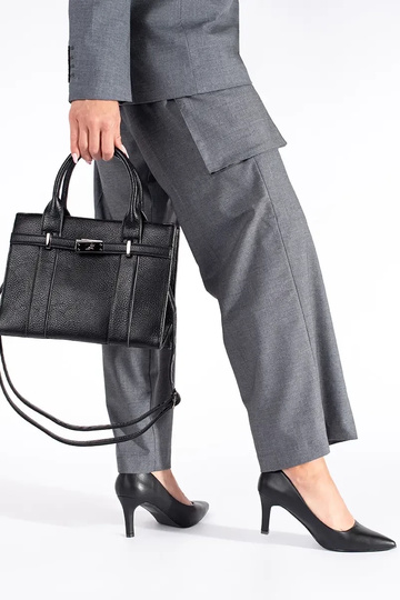 À modalo clássico elegante... 2