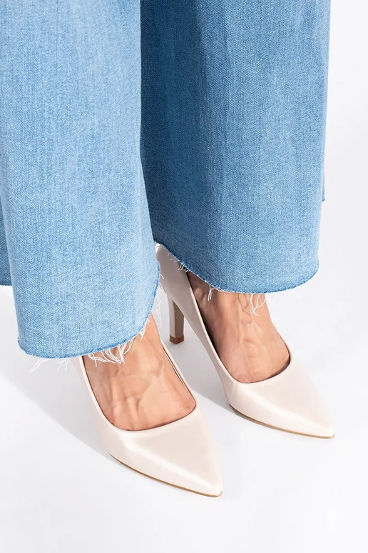 À modalo clássico elegante perłoParae... À modalo clássico elegante perłoParae...