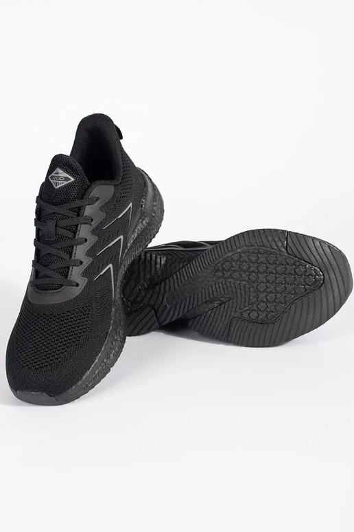 Sapatilhas pretas com atacadores Sapatilhas pretas com atacadores