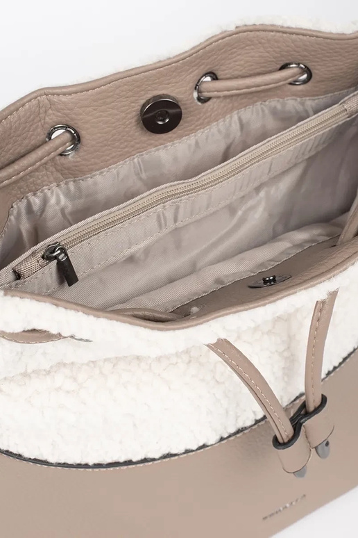 Bolsa de mão elegante com pelo em marfim