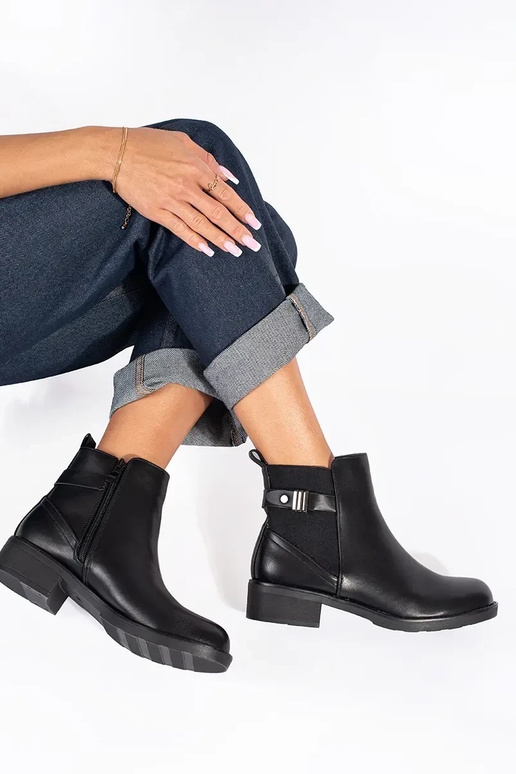 sapatos femininos pretos com salto baixo