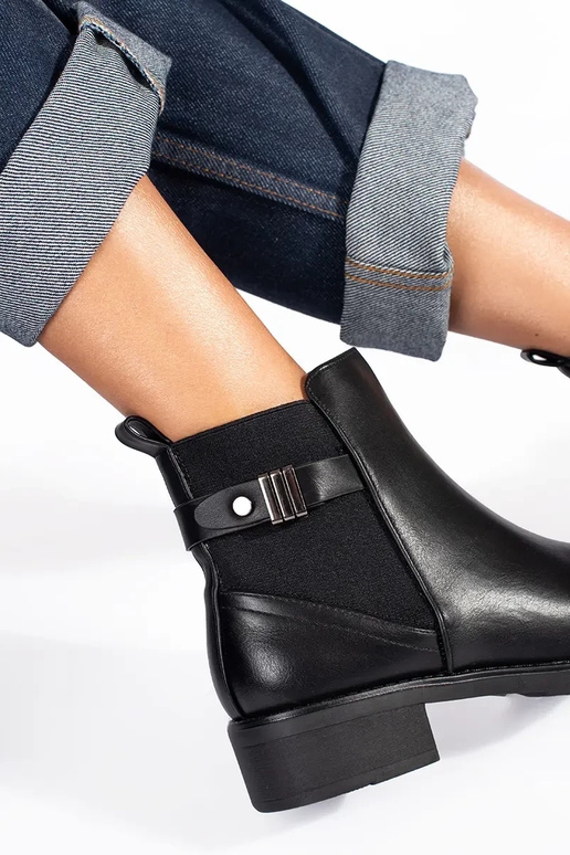 sapatos femininos pretos com salto baixo