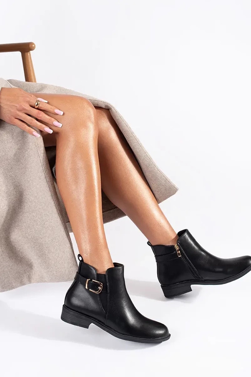 Sapatos femininos pretos com...