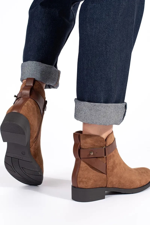 sapatos femininos de camurça marrom