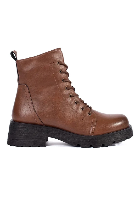 Sapatos marrons com sola grossa de...