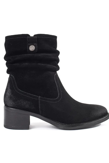 Botas de cowboy em pele...