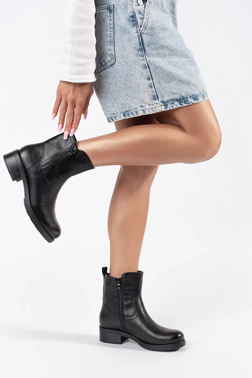 Botas de couro preto para mulher...