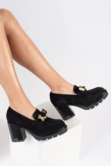 Sandálias de salto alto de... 2