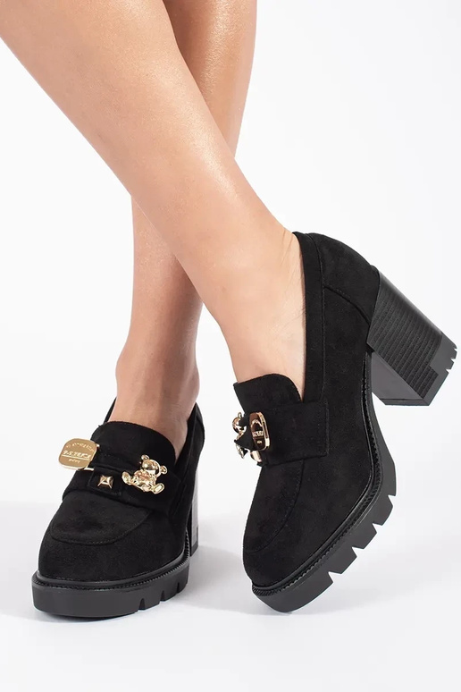 Sandálias de salto alto de camurça... Sandálias de salto alto de camurça...