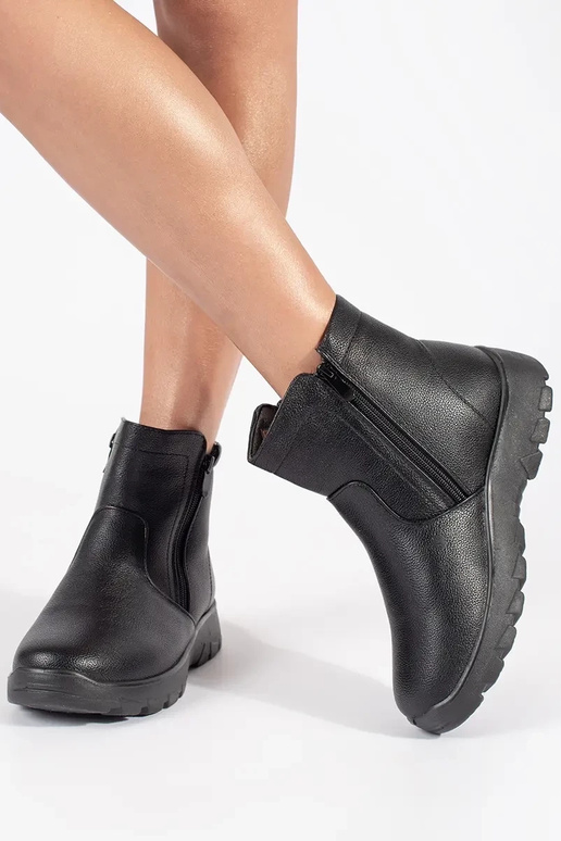 Sapatos pretos para mulher