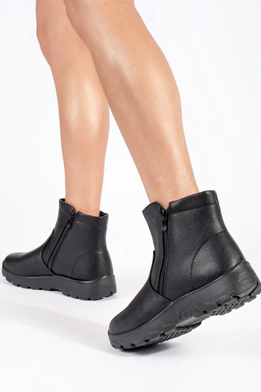 Sapatos pretos para mulher