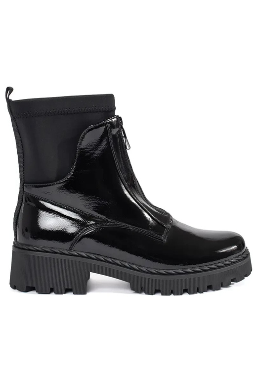 com efeito verniz cor preta Sapatos...