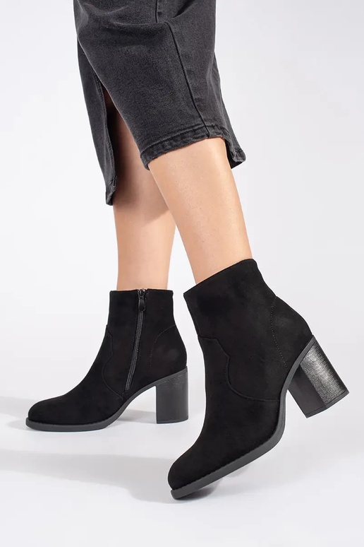 cor preta de camurça um clássico...