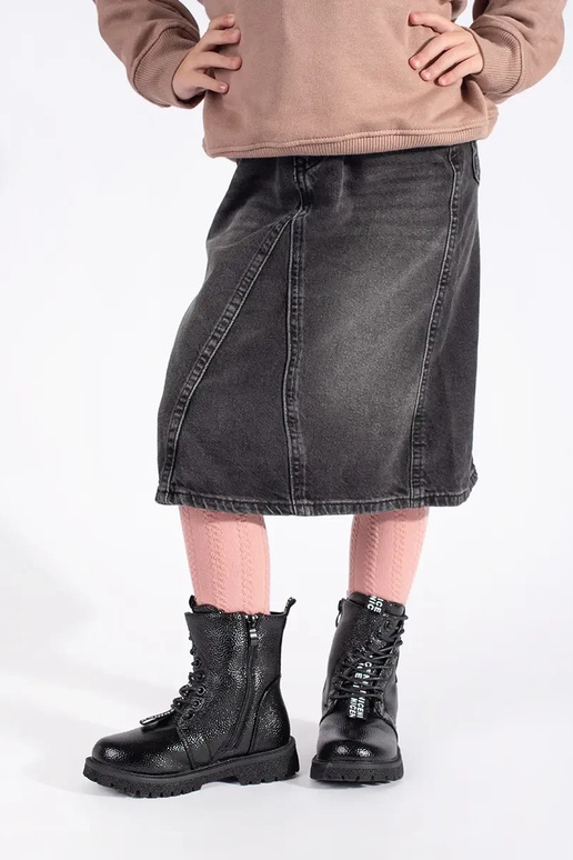 cor preta amarrado sapato isolar casaco