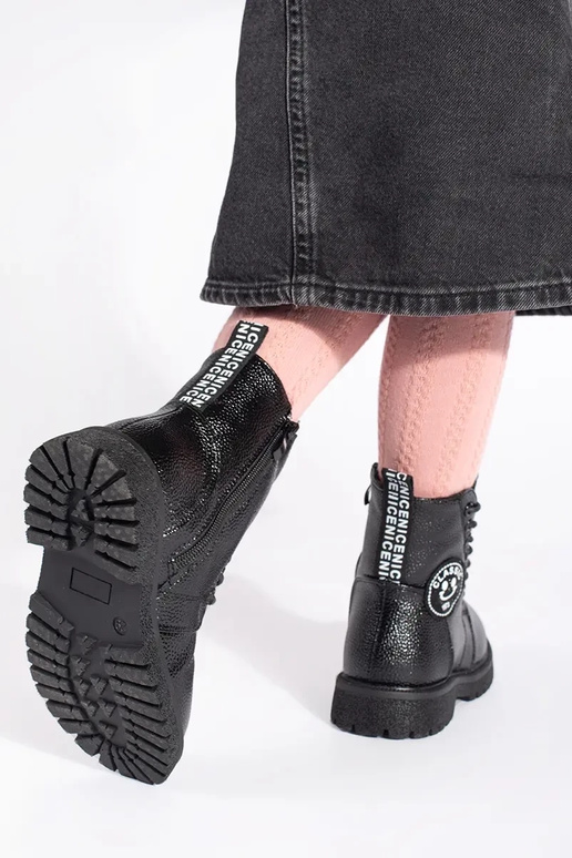 cor preta amarrado sapato isolar casaco