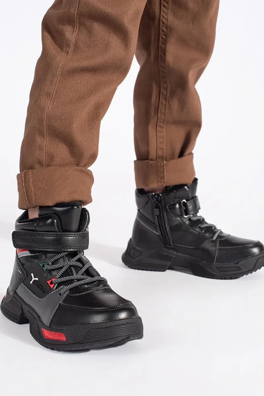 cor preta isolar trzeParaiki juvenil