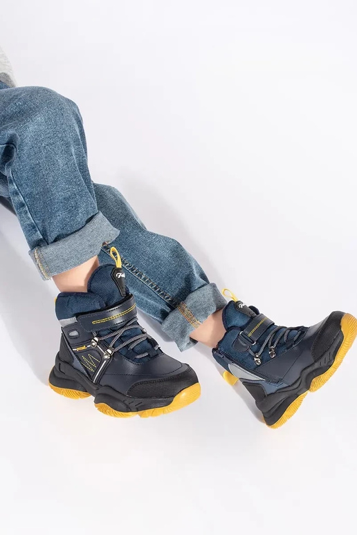 Alto isolar trzeParaiki juvenil