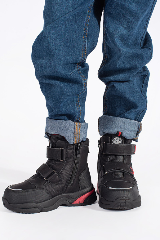 cor preta isolar trzeParaiki juvenil