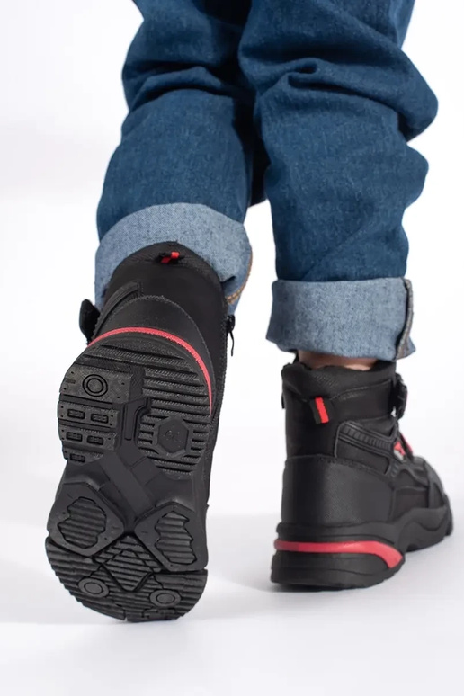 cor preta isolar trzeParaiki juvenil