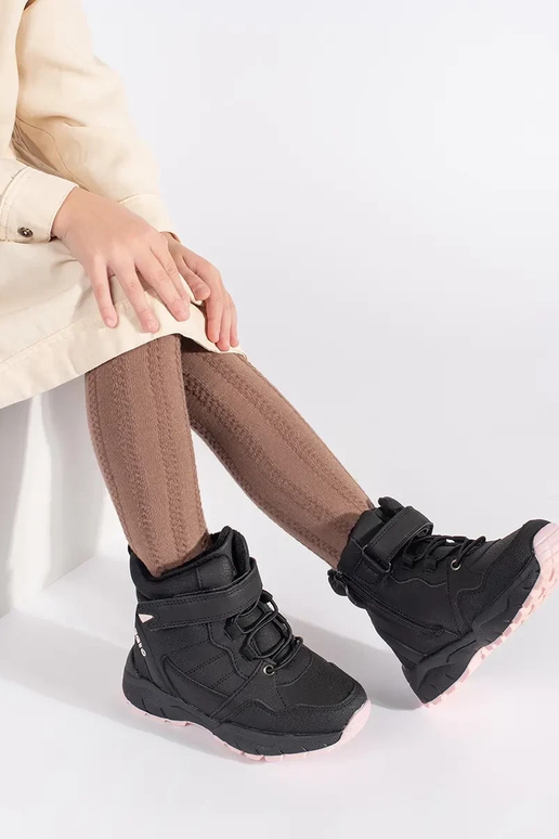 cor preta isolar trzeParaiki feminino