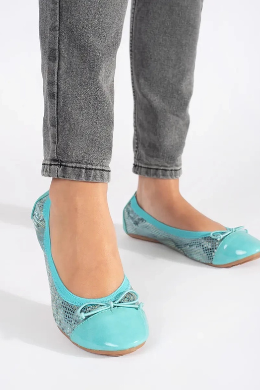 Sapatilhas azuis com laço Sapatilhas azuis com laço