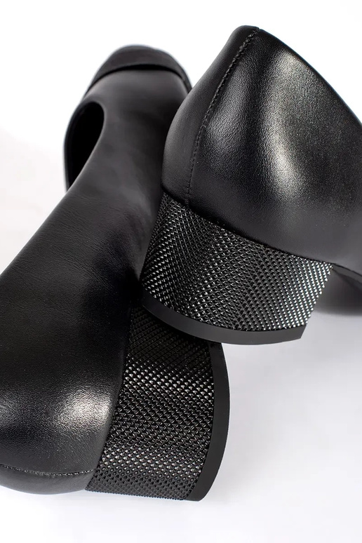 Saltos baixos pretos femininos Saltos baixos pretos femininos