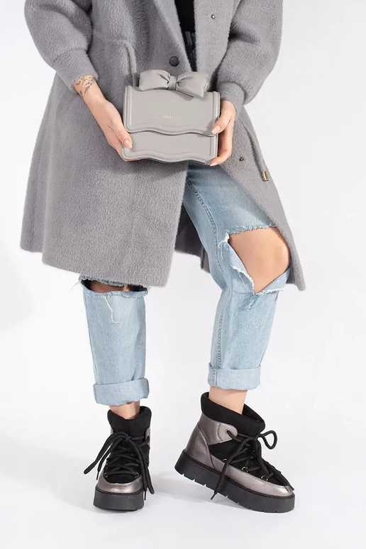 Preto e-prata amarrado Botas de neve... Preto e-prata amarrado Botas de neve...