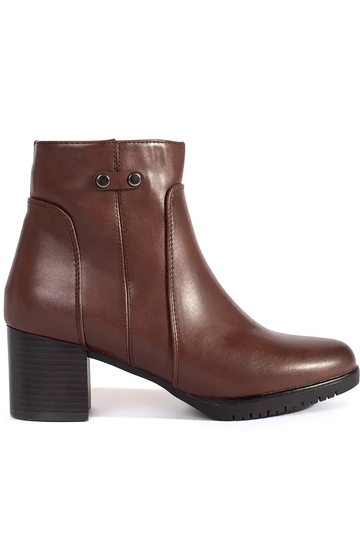 Botas de salto marrom...