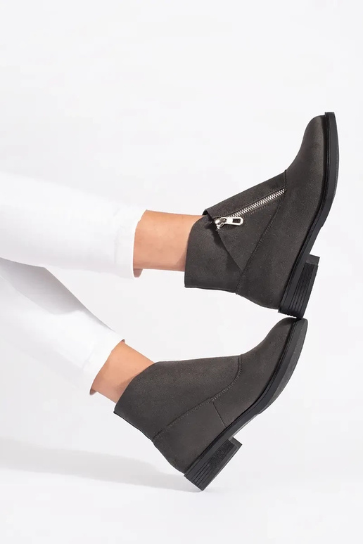 Sapatos planos cinzas com fivela